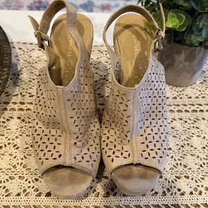 Chinese Laundry Suede Espadrilles 6